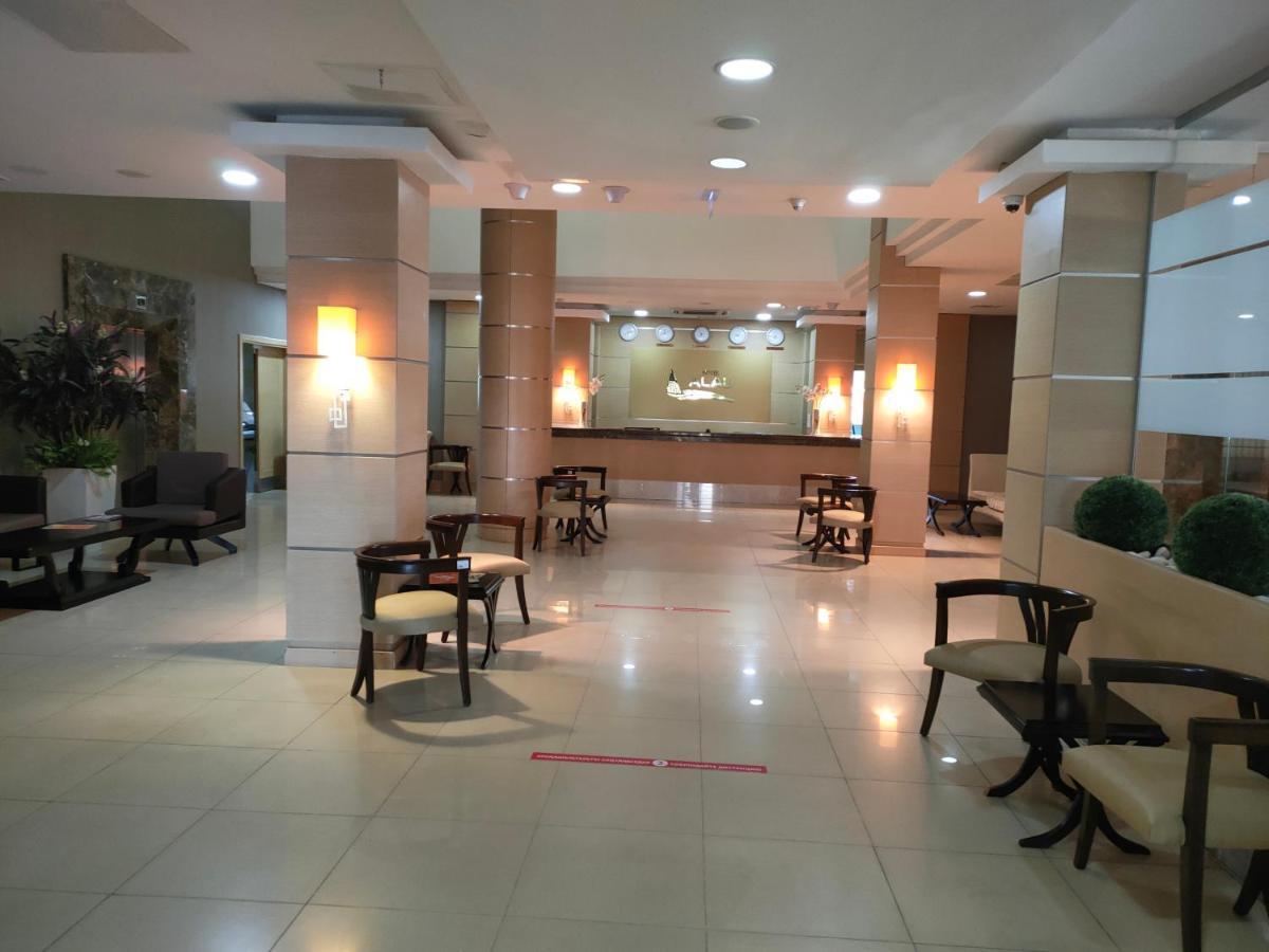 Alau Hotel Αστάνα Εξωτερικό φωτογραφία