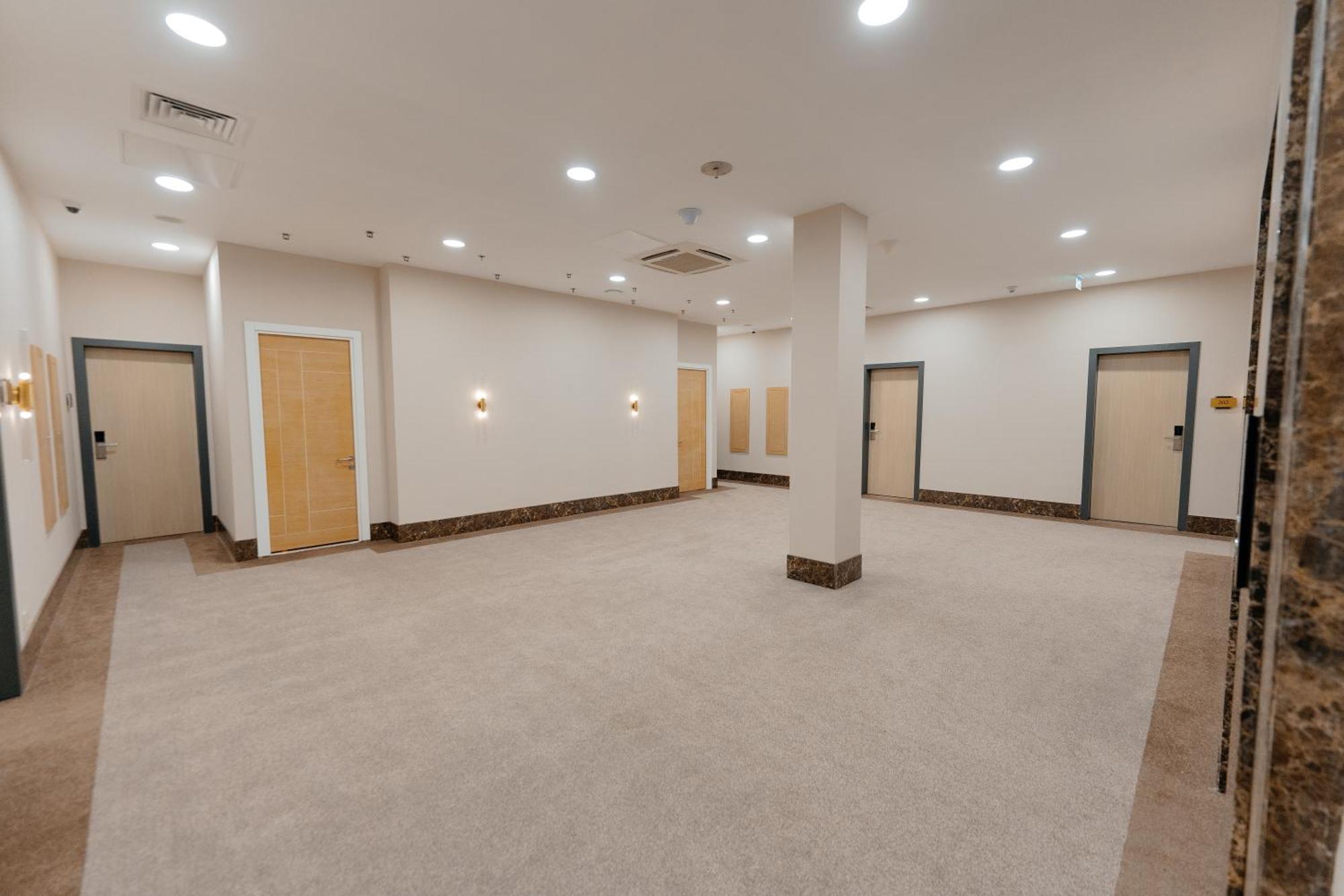 Alau Hotel Αστάνα Εξωτερικό φωτογραφία